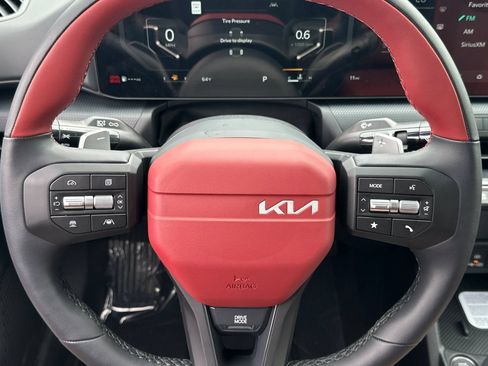 New 2026 Kia K4 EX FWD image 18