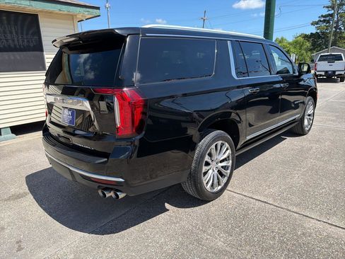 Used 2021 GMC Yukon XL Denali w/ Denali Premium Package RWD image 8