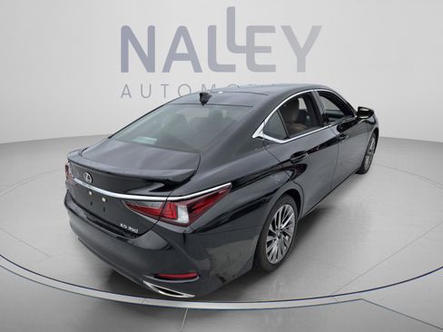 Used 2024 Lexus ES 350 Ultra Luxury w/ Accessory Package (Z2) FWD image 5