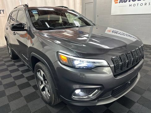 Used 2022 Jeep Cherokee Limited AWD/4WD image 2