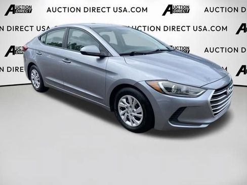 Used 2017 Hyundai Elantra SE FWD image 25