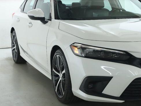 Used 2024 Honda Civic Touring image 8