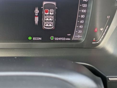 Used 2024 Honda Pilot Elite image 34