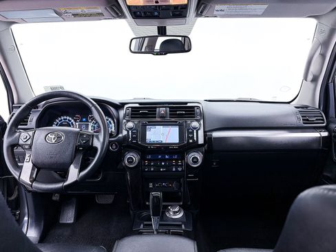Used 2019 Toyota 4Runner Limited AWD/4WD image 29