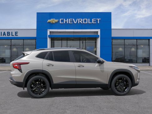 New 2026 Chevrolet Trax ACTIV FWD image 5