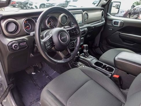 Used 2018 Jeep Wrangler Unlimited Sport S AWD/4WD image 12