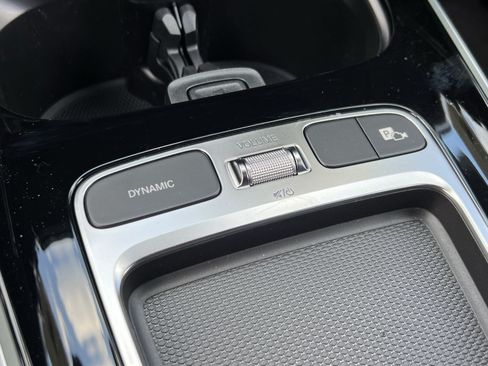 New 2026 Mercedes-Benz GLB 250 4MATIC image 39