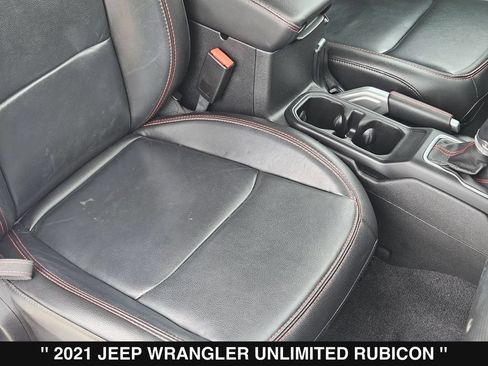Used 2021 Jeep Wrangler Unlimited Rubicon AWD/4WD image 34
