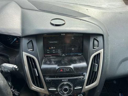 Used 2012 Ford Focus SEL FWD image 35