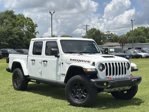 Used 2022 Jeep Gladiator Mojave w/ Cold Weather Group AWD/4WD image 15