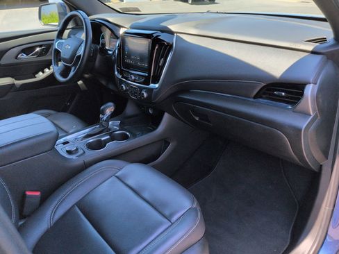 Used 2023 Chevrolet Traverse LT AWD/4WD image 29