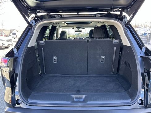 Certified 2025 INFINITI QX60 Luxe image 28