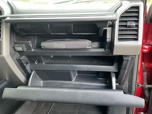 Used 2019 Ford Expedition Max XLT w/ Equipment Group 202A RWD image 52