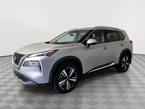 Used 2021 Nissan Rogue SL w/ Premium Package FWD image 4