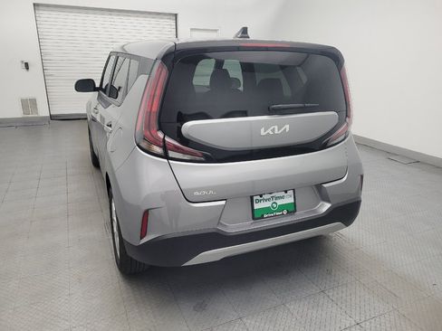 Used 2023 Kia Soul LX w/ Option Group 015 FWD image 6