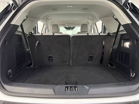 Used 2025 Ford Explorer Active w/ Active Comfort Package image 36