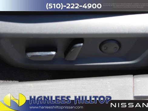 Used 2025 Nissan Rogue SV FWD image 14