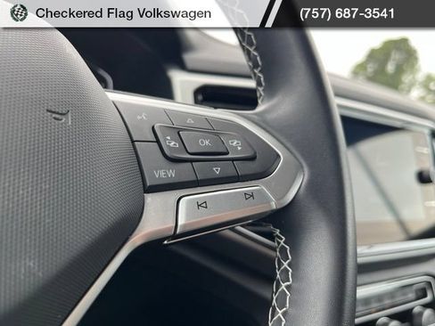 Used 2023 Volkswagen Atlas Cross Sport SE AWD/4WD image 37