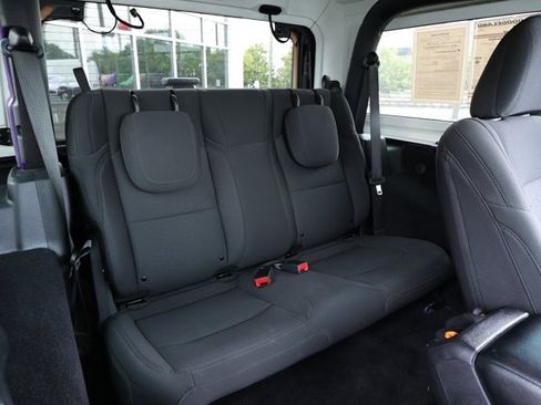Used 2023 Jeep Wrangler Sport AWD/4WD image 28