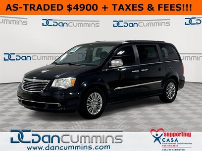 Used 2013 Chrysler Town & Country Touring-L w/ Driver Convenience Group