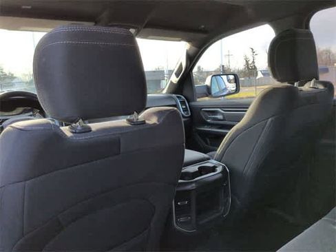 Used 2019 RAM 1500 Big Horn image 18