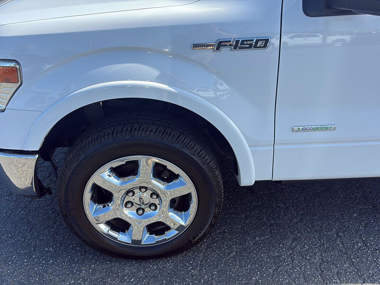 Used 2014 Ford F150 Lariat w/ Equipment Group 502A Luxury AWD/4WD image 22