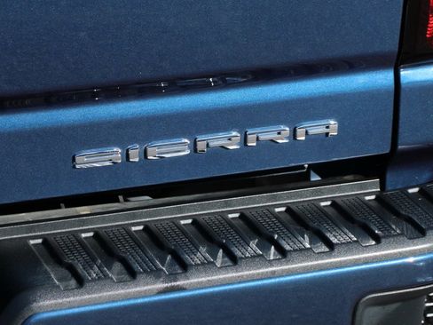 Used 2020 GMC Sierra 2500 Denali w/ Denali Ultimate Package image 55