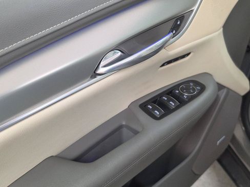 Used 2018 Cadillac XT5 Premium Luxury AWD/4WD image 13