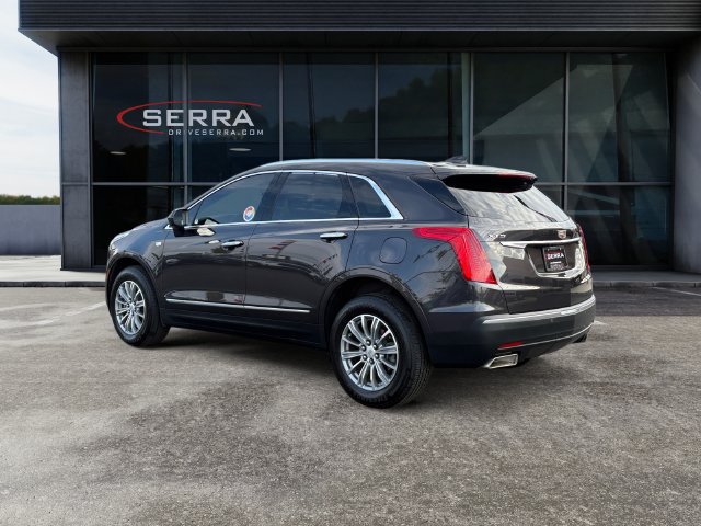 Used 2017 Cadillac XT5 Luxury w/ Driver Awareness Package FWD image 3