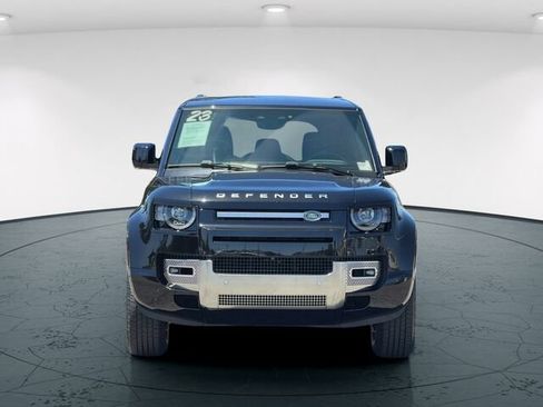 Used 2023 Land Rover Defender 110 SE AWD/4WD image 10