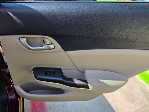 Used 2013 Honda Civic LX image 27