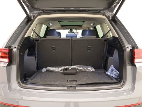 New 2026 Volkswagen Atlas SE image 37