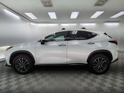 Used 2024 Lexus NX 350 AWD image 2