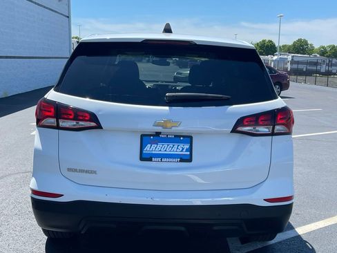 Used 2022 Chevrolet Equinox LS w/ LS Convenience Package FWD image 7