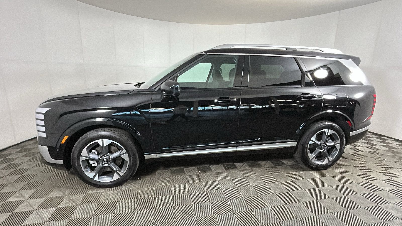 Used 2026 Hyundai Palisade Limited AWD/4WD image 6