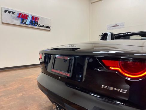 Used 2019 Jaguar F-TYPE image 51