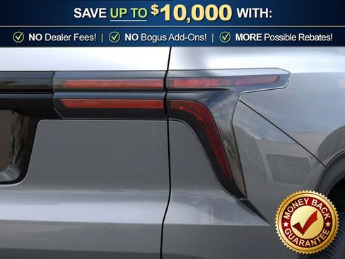 New 2026 Chevrolet Traverse LT image 16