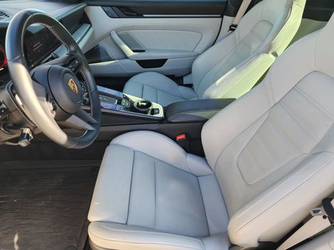 Used 2022 Porsche 911 Carrera 4 GTS image 17