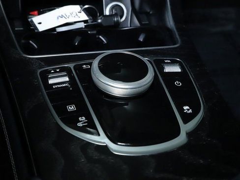 Used 2019 Mercedes-Benz GLC 350e 4MATIC image 30