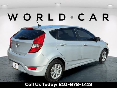 Used 2014 Hyundai Accent GS FWD image 3