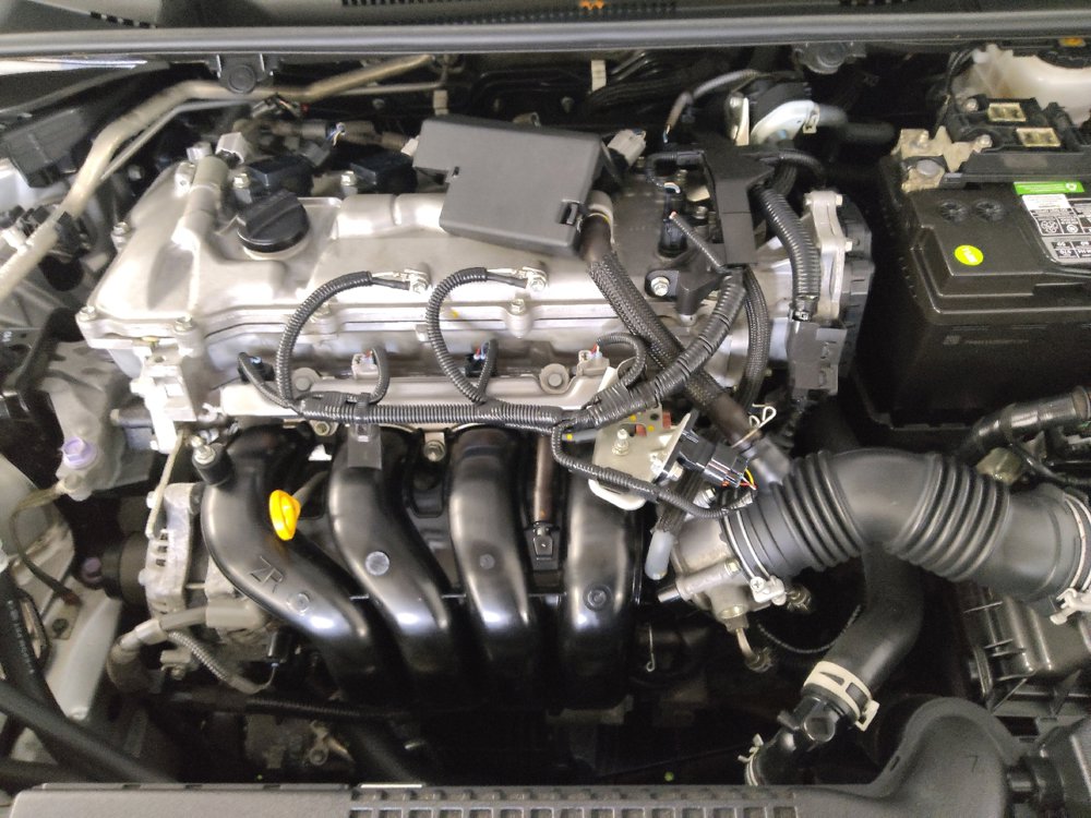 Used 2021 Toyota Corolla LE FWD image 30