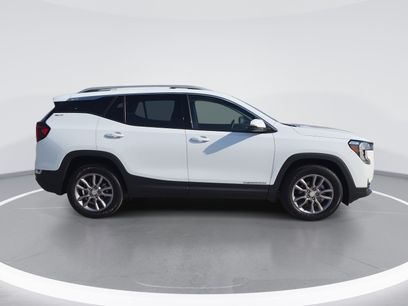 Used 2024 GMC Terrain SLT