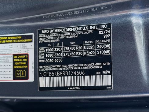 Used 2024 Mercedes-Benz GLE 450 4MATIC image 37