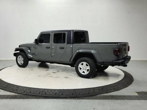 Used 2022 Jeep Gladiator Sport AWD/4WD image 5