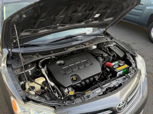 Used 2013 Toyota Corolla LE FWD image 15