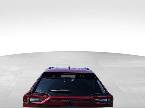 Used 2021 Toyota RAV4 XLE image 38