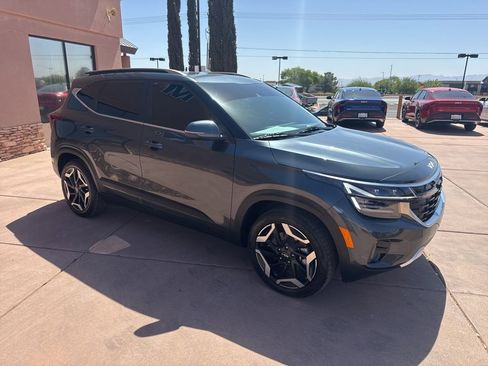 Certified 2024 Kia Seltos SX w/ SX Sunroof Package AWD/4WD image 10