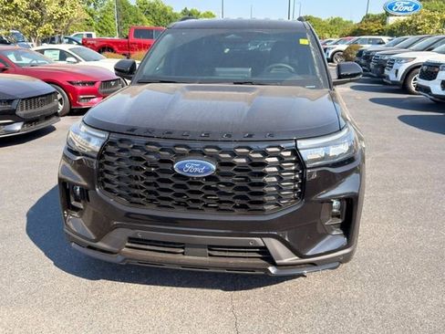 New 2026 Ford Explorer ST-Line w/ ST-Line Street Pack RWD image 15