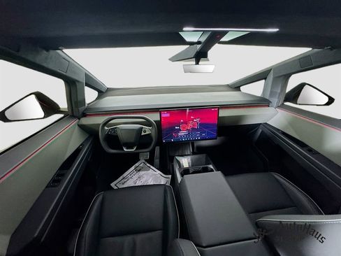 Used 2025 Tesla Cybertruck AWD Crew Cab image 27