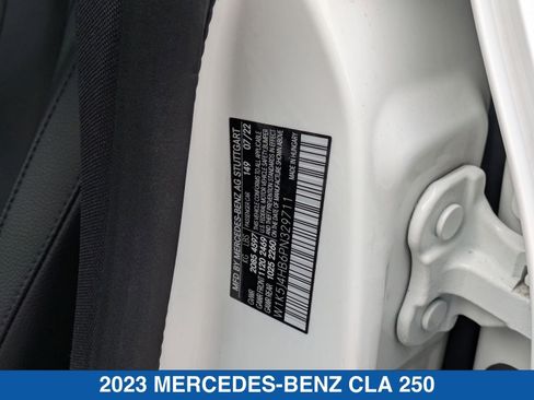 Used 2023 Mercedes-Benz CLA 250 4MATIC image 38